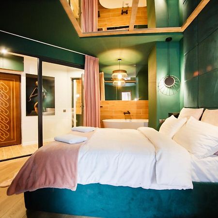 Green Velvet City Retreat Oradea Luaran gambar