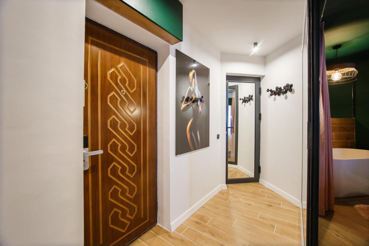 Green Velvet City Retreat Oradea Luaran gambar